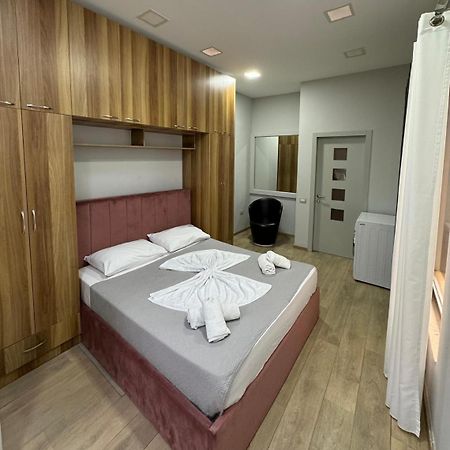Apartamento Urban Oasis 3 Tirana Exterior foto